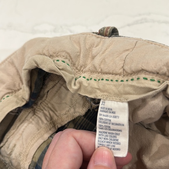 American Eagle Cargo Shorts 🩳 - Picture 4 of 7